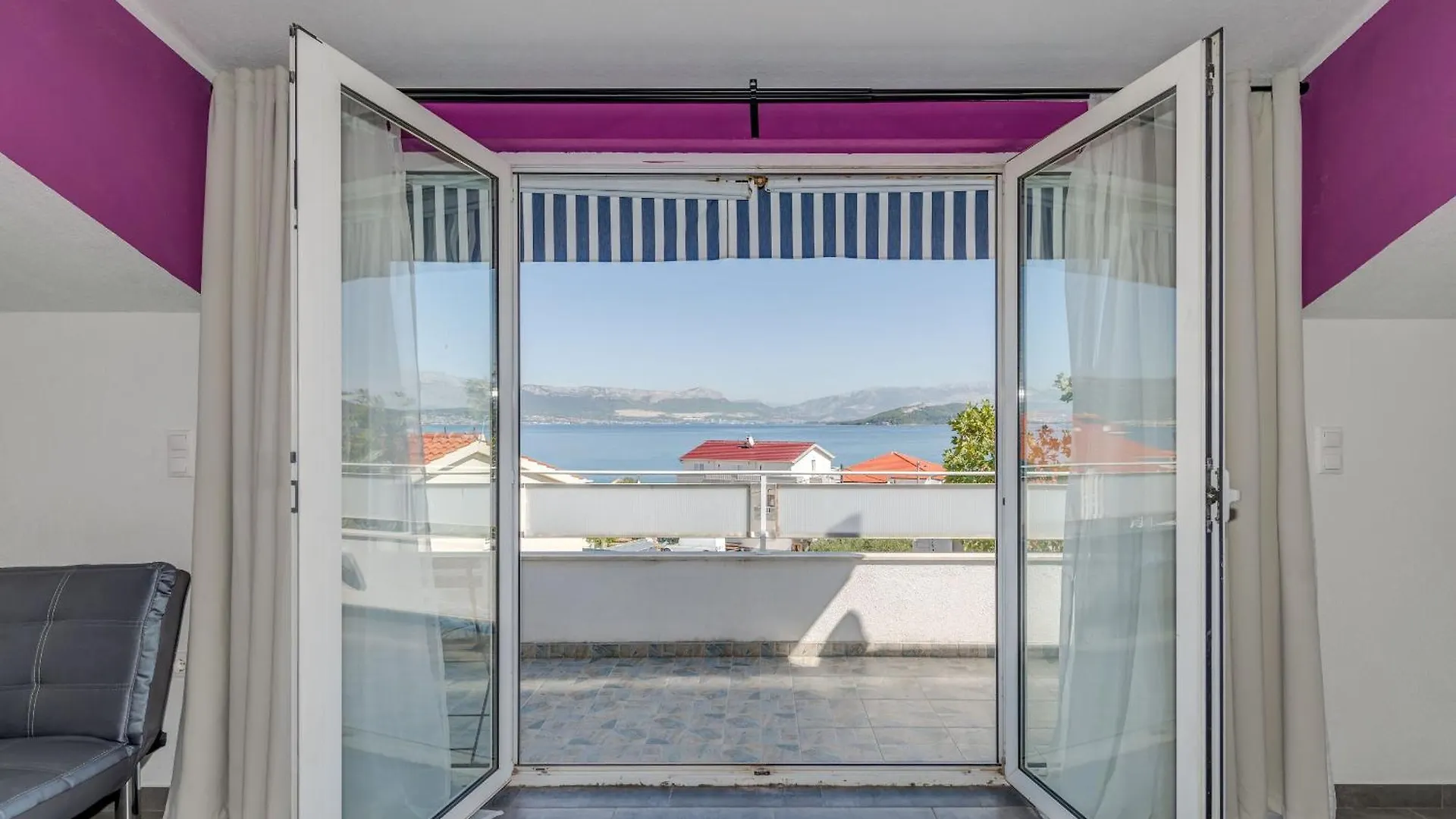 Apartments Deepwater Slatine