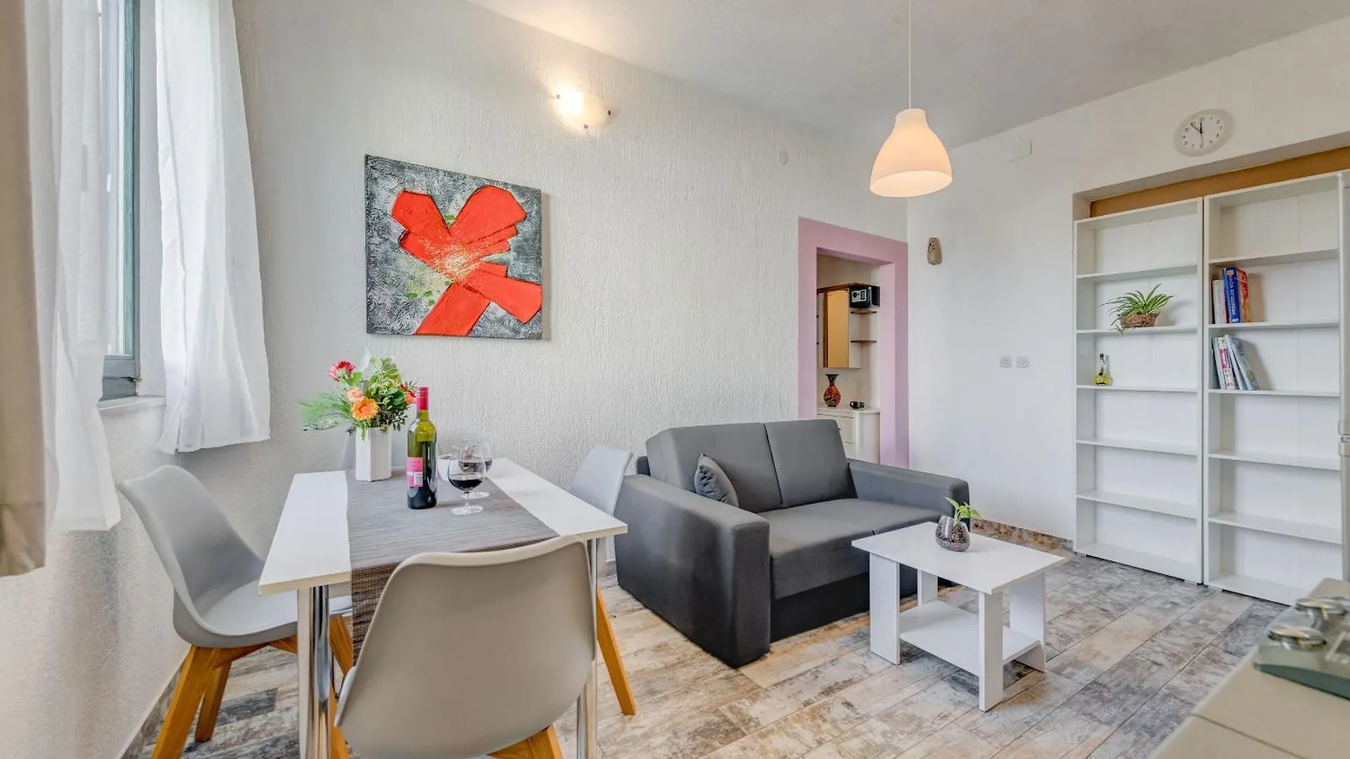 Apartments Deepwater Slatine